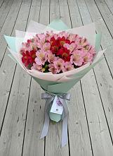 Букет цветов из:  Альстромерии #REPLACE_PRED# Весьегонске