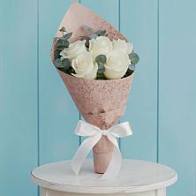 Букет цветов из:  Розы в Весьегонске