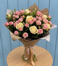 Букет цветов из:  Розы в Весьегонске