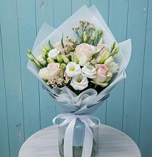 Букет цветов из:  Розы и Лизиантусы #REPLACE_PRED# Весьегонске