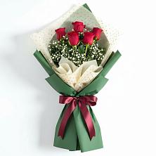 Букет цветов из:  Розы в Весьегонске