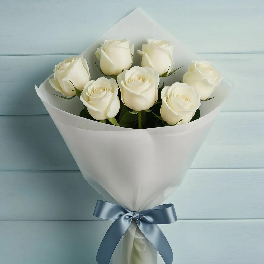 Букет 7 Белых роз Эдлесс Лав в Весьегонске
